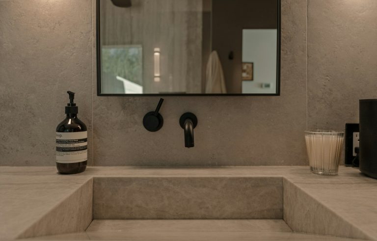 GriferÃ­a y columna de ducha