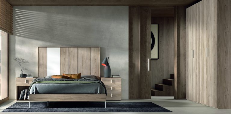 Dormitorio cabecero mesitas armario puertas batientes a medida con luz LED – Home Dreams Design