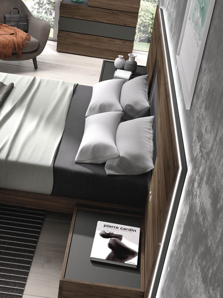 Dormitorio cabecero mesitas bancada cómoda – Home Dreams Design