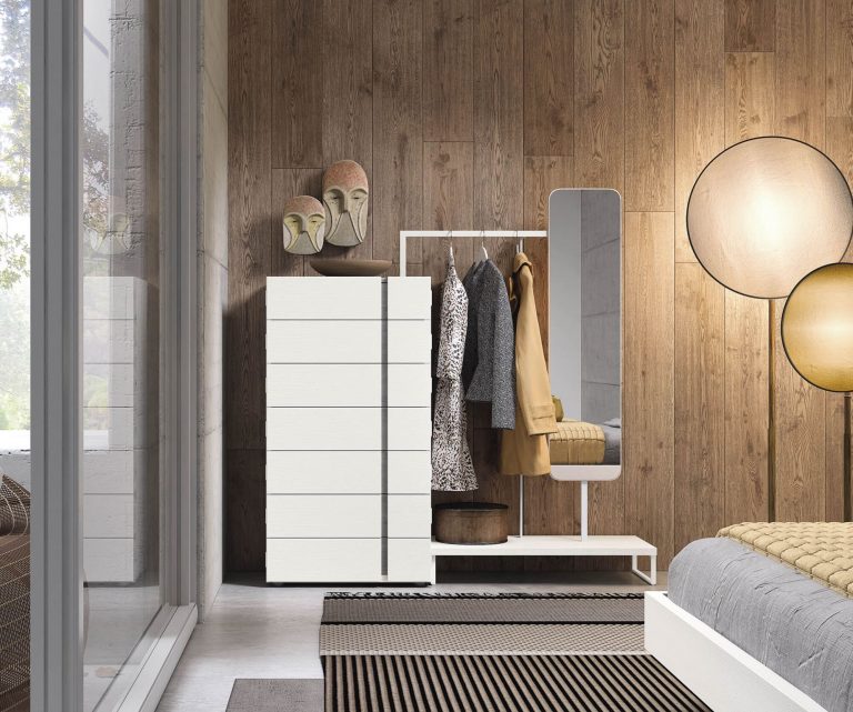 Dormitorio cabecero mesitas bancada cómoda – Home Dreams Design