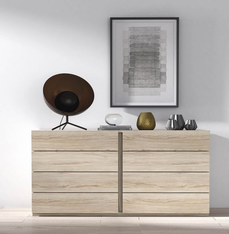 Dormitorio cabecero mesitas bancada cómoda – Home Dreams Design