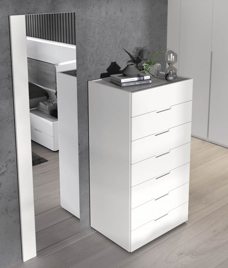 Dormitorio cabecero mesitas bancada sinfonier armario espejo – Home Dreams Design