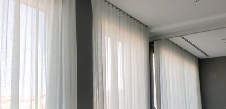 Cortinas de tela
a medida – Home Dreams Design