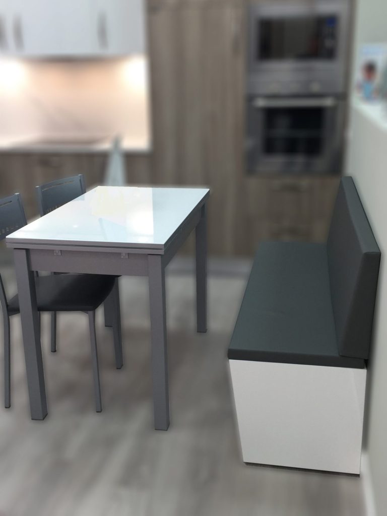 Mesas con banco o rinconera – Home Dreams Design