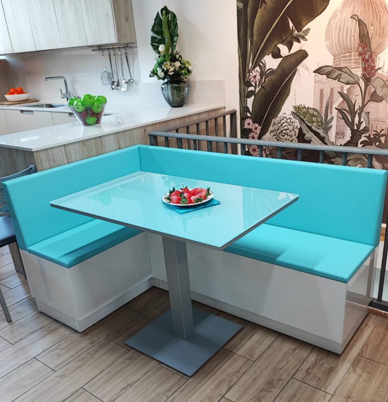 Mesas con banco o rinconera – Home Dreams Design
