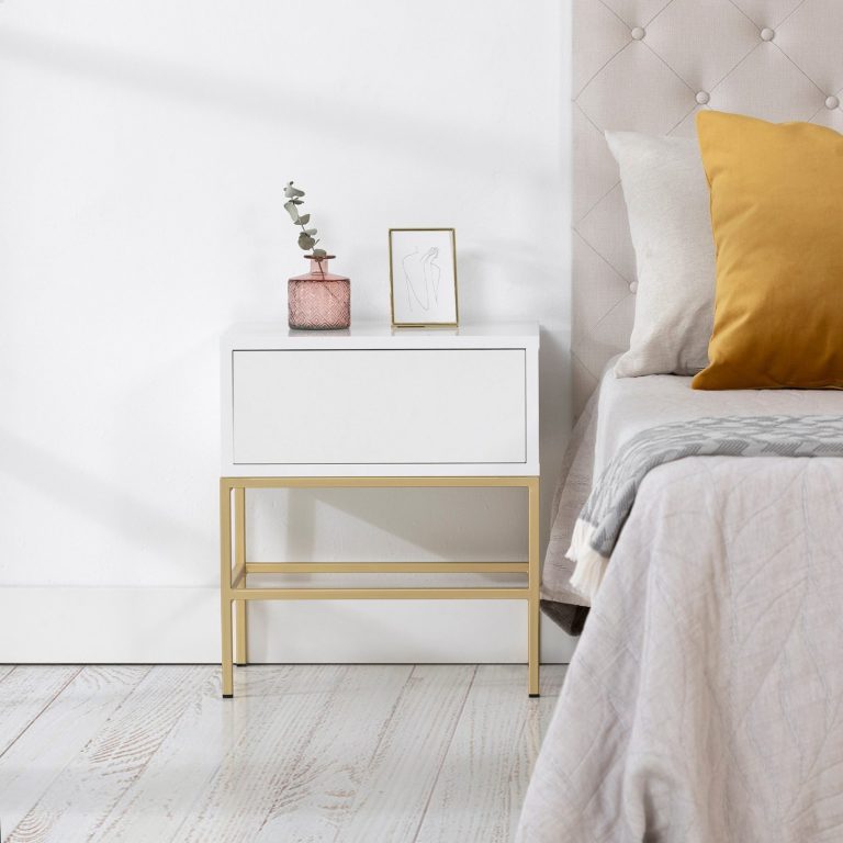 Mesita de noche – Home Dreams Design