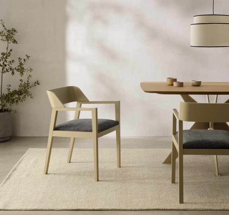 Sillas de comedor con brazos – Home Dreams Design